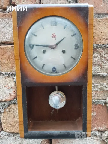 Стенен часавник месечен 2