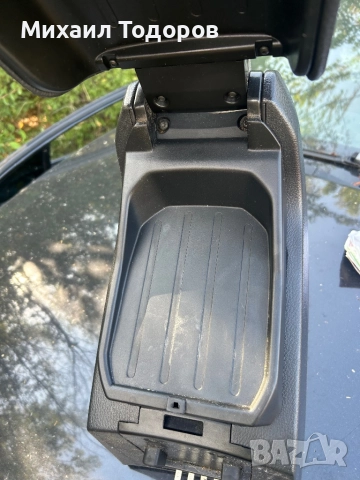 Подлакътник Волво ХС90, снимка 3 - Аксесоари и консумативи - 51460636