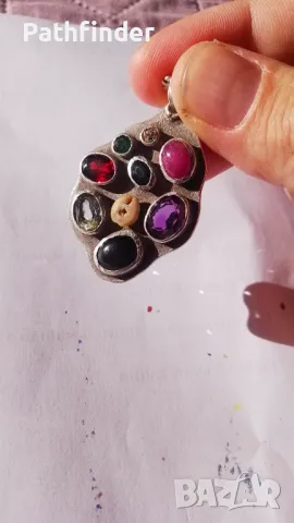 Дизайнерска висулка с ценни камъни уникат