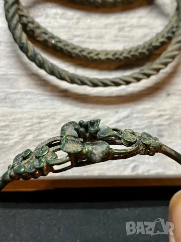Бюстове и гривни от чист бронз с хубава патина, снимка 9 - Други ценни предмети - 48354075