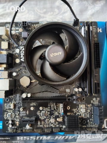 Комплект Ryzen 5 5600X, B550M, RAM 16GB DDR4 3200 - Гаранция 