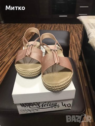 Дамски сандали