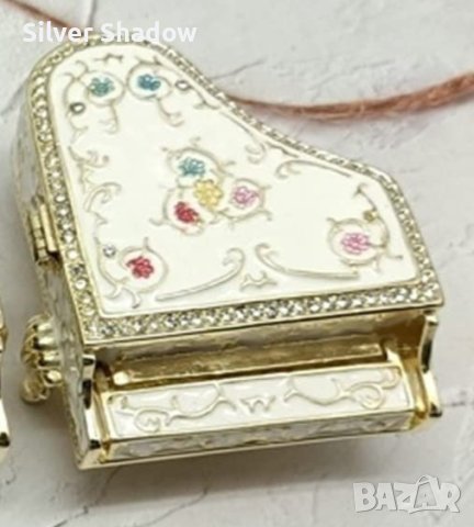 Кутия за бижута - роял, снимка 2 - Бижутерийни комплекти - 40625645