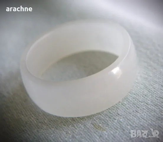 Пръстен от бял императорски нефрит, Русия