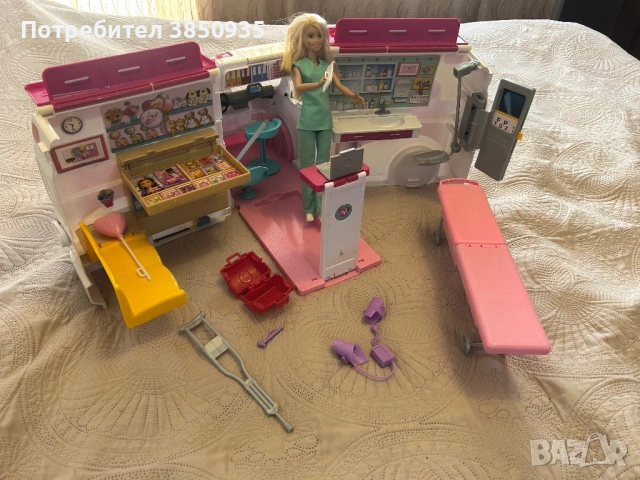 Линейка на Барби , снимка 4 - Играчки за стая - 54312534