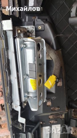 Табло горна част с въздушна възглавница от Форд Галакси 2.0 Бензин, снимка 4 - Части - 40802450