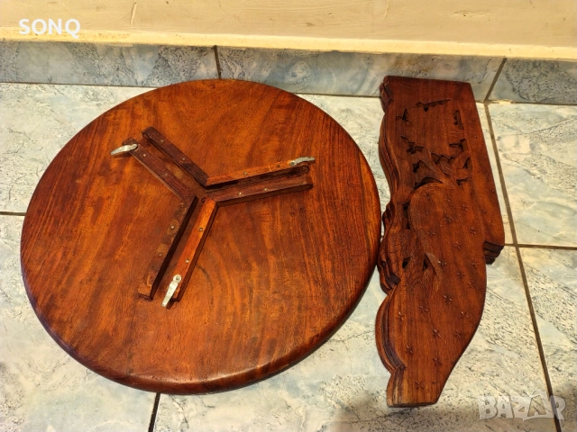 Прекрасна Дървена Масичка-Дърворезба, снимка 9 - Антикварни и старинни предмети - 52029069