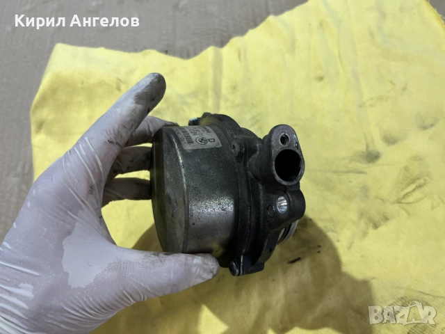 Вакуум помпа за BMW E46 320D (150 к.с.), снимка 3 - Части - 48030816