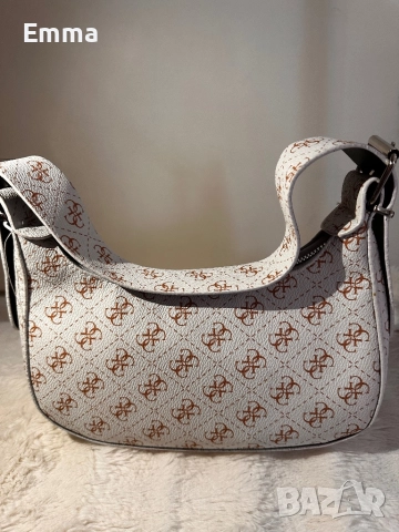 Практична и стилна чанта за ежедневието