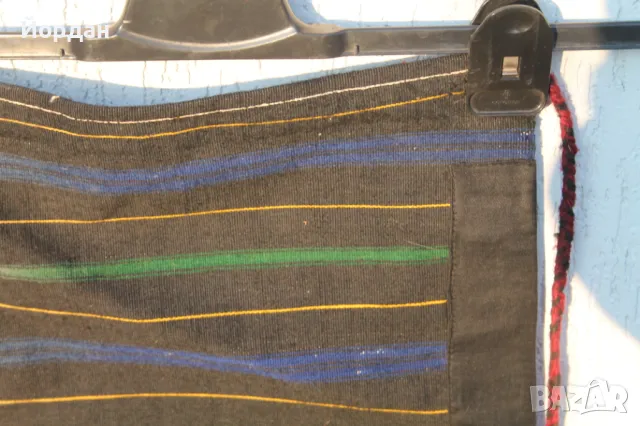 Стара вълнена престилка , снимка 3 - Антикварни и старинни предмети - 48720161