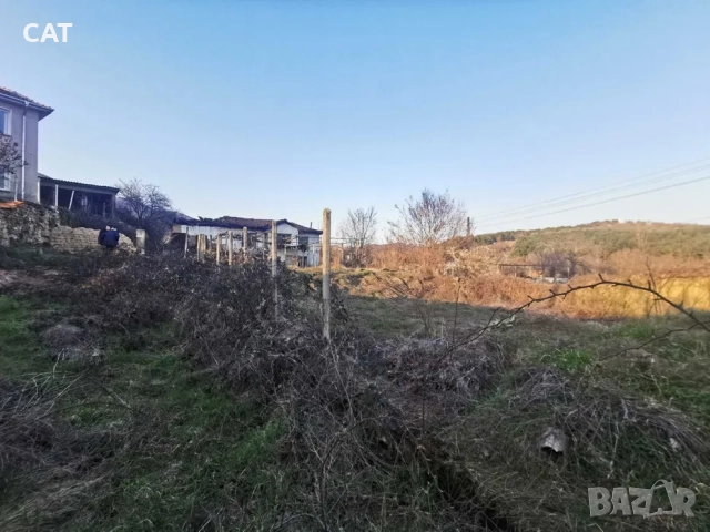 Поземлен имот в с. Мътеница община Хисаря, снимка 2 - Къщи - 51898190