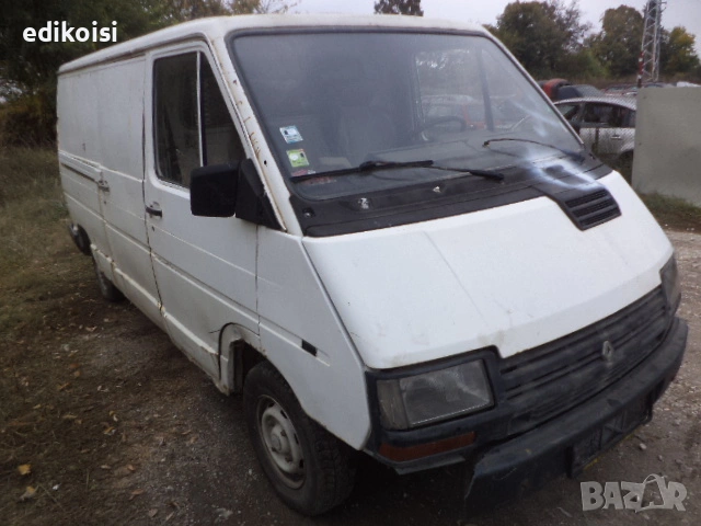 Рено Трафик 2.5д на части, снимка 2 - Бусове и автобуси - 53208232