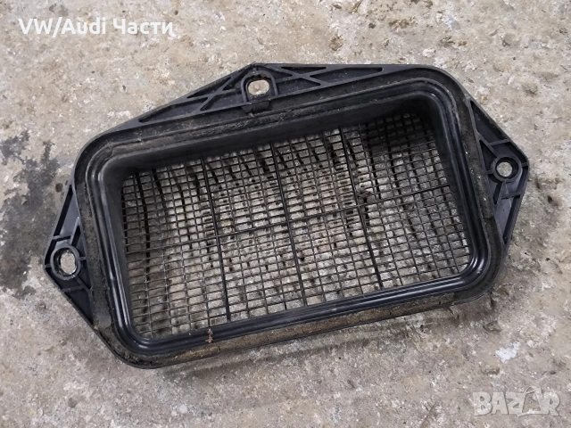 Въздуховод филтър купе за Голф 5 Ауди А3 Пасат Туран Джета VW Golf 5 Audi A3 Passat Touran 1K0815479, снимка 2 - Части - 53038138