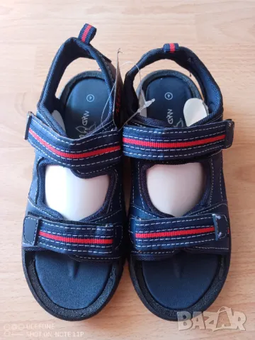 Разпродажба! Оригинални сандали Mad Wax номер 37, снимка 2 - Детски сандали и чехли - 50098746