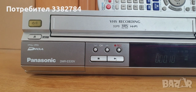 Panasonic DMR-ES30 DVD recorder VHS recorder с дистанционното управление, снимка 2 - Плейъри, домашно кино, прожектори - 53935216