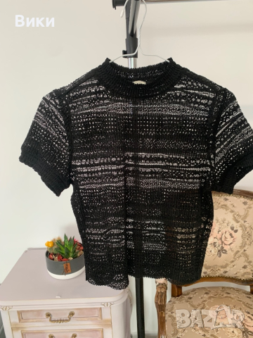Дамска блуза в размер S, снимка 1 - Блузи с дълъг ръкав и пуловери - 44518867