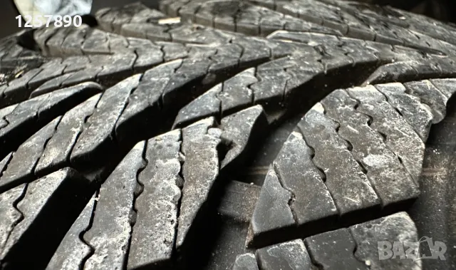 Goodyear UltraGrip 205/55/16 , снимка 13 - Гуми и джанти - 48308762