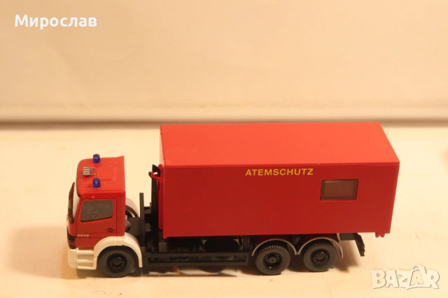 WIKING H0 1/87 МERCEDES ATEGO КАМИОН ПОЖАРНА МОДЕЛ КОЛИЧКА, снимка 2 - Колекции - 54215954