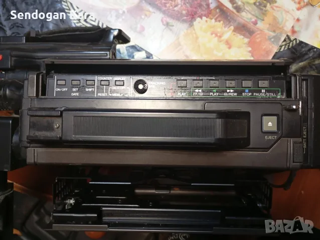 Видео камера Panasonic M3 VHS Movie употребявана, винтидж за колекционери, снимка 4 - Фотоапарати - 53142027