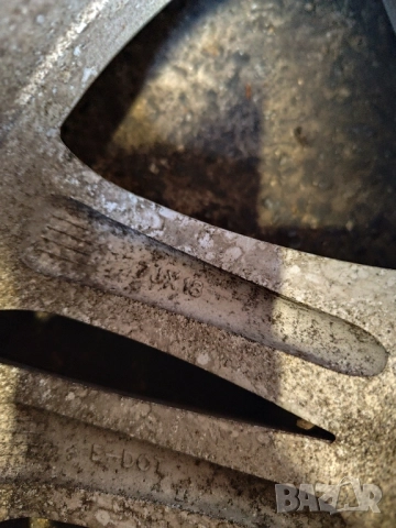 Джанта  с Гума (патерица)- Hyundai Santa fe-2010г, снимка 7 - Части - 52364098