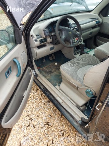 Land Rover freelander на части 2.0 D, снимка 5 - Автомобили и джипове - 36695450
