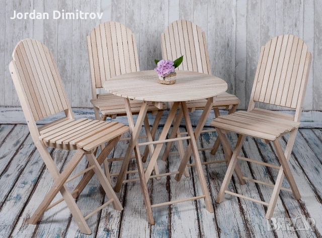 Продавам градински мебели.