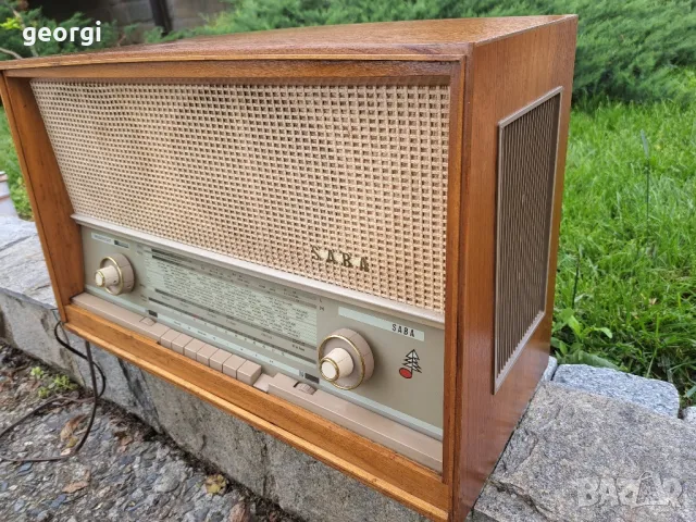 немско лампово радио Saba, снимка 5 - Радиокасетофони, транзистори - 50239713