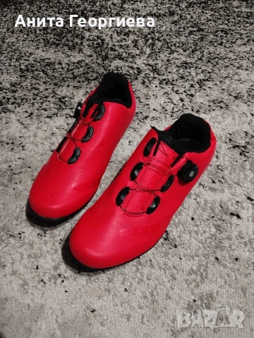 Мъжки маратонки 43 номер