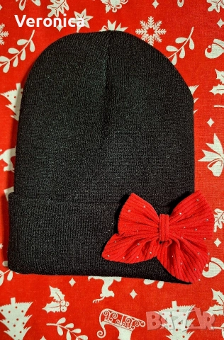 Зимни шапки,идея за подарък, ръчно декорирани 