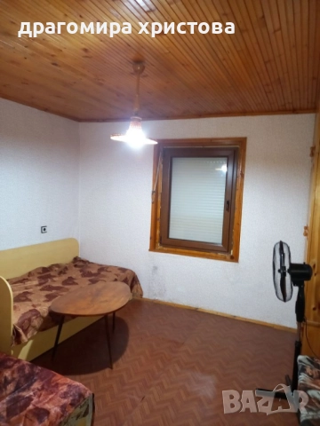 Къща с двор в с.Българи, снимка 6 - Къщи - 51869290