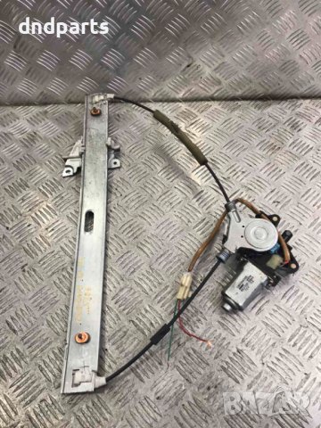 Преден десен стъклоповдигач Mazda Premacy,2002г.