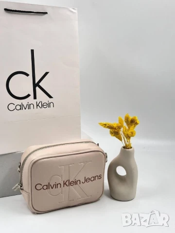 чанти Calvin Klein jeans , снимка 15 - Чанти - 51272962