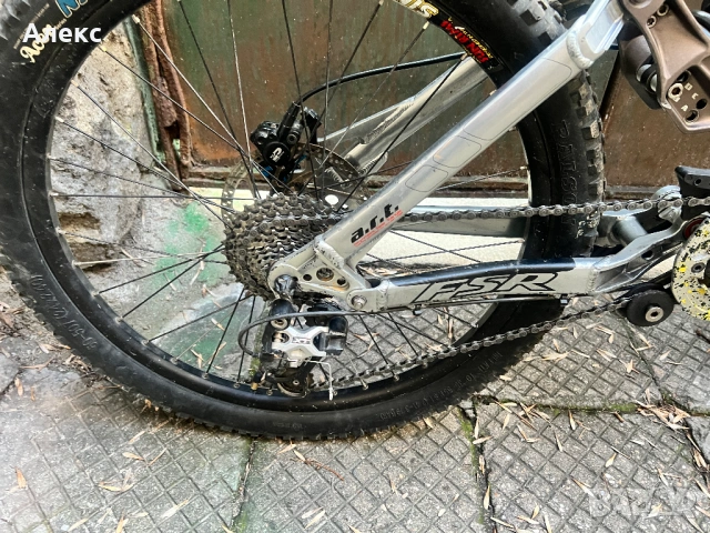 DH Велосипед specialized big hit, снимка 3 - Велосипеди - 54032985