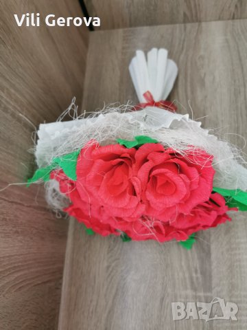 цветя от креп хартия, снимка 3 - Изкуствени цветя - 34015592