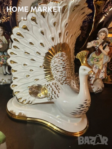 Capodimonte Italy  Circa 1980 Porcelain Peacock Figurine W/ Colorful Crystal Accents “Паунът” 
