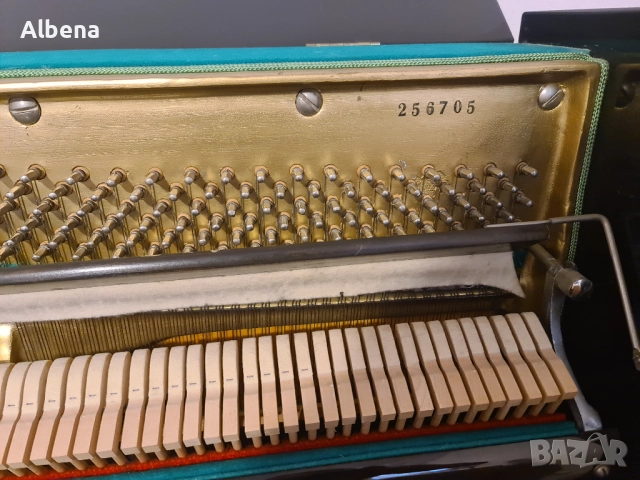 Продавам Пиано "Чайка", снимка 5 - Пиана - 51470056