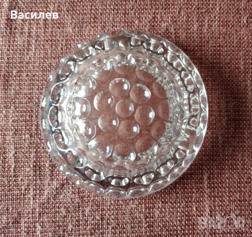 Продавам ретро кристален пепелник, снимка 4 - Антикварни и старинни предмети - 39292154