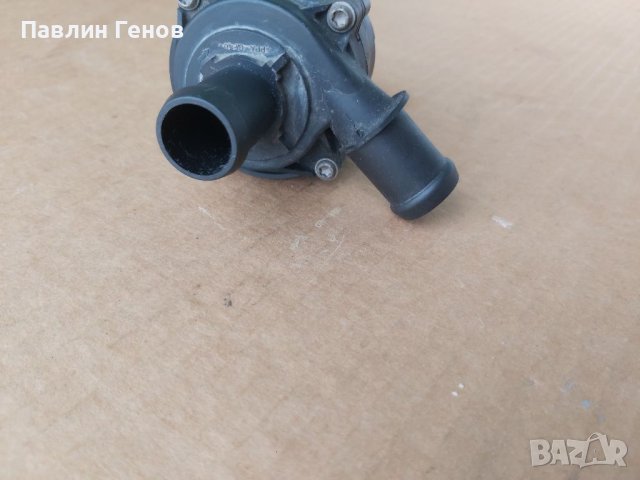 Допълнителна водна помпа VW 5Q0 965 567 J / 5Q0965567J , Audi, Volkswagen, снимка 3 - Части - 40757629