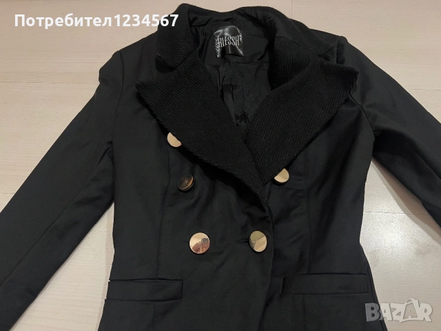 Дамски черен блейзър Alessa XS, снимка 2 - Сака - 53090102