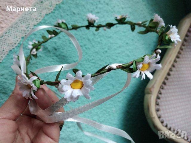 Нежно Венче за глава с маргаритки Венец за глава с цветя Венче за коса с бели цветя Венец за коса, снимка 6 - Аксесоари за коса - 40303458