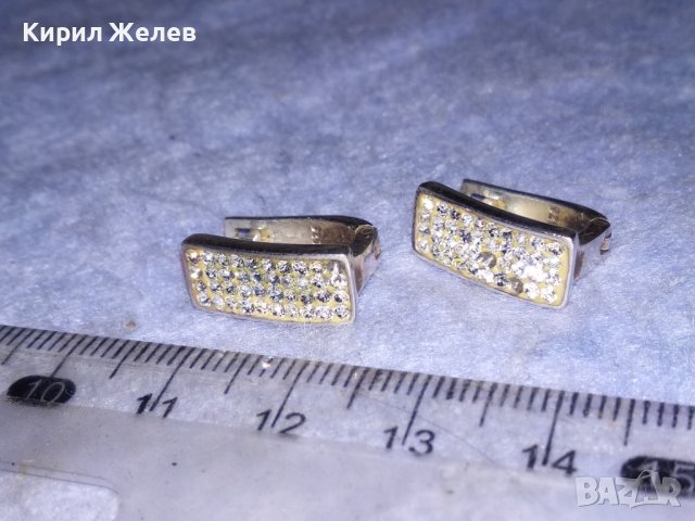 ВЕЛИКОЛЕПНИ СРЕБЪРНИ СКЪПОЦЕННИ ОБЕЦИ СРЕБРО 925 с БЯЛА ПОЗЛАТА АНГЛИЙСКИ Тип ЗАКОПЧАВАНЕ 37452, снимка 2 - Обеци - 40532591