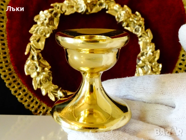 Масивен бронзов свещник,позлата,5 см. , снимка 4 - Антикварни и старинни предмети - 52817834