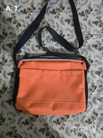 Чанта Blauer, снимка 2 - Чанти - 48642836