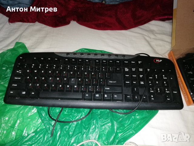 Продавам 5 бройки Клавиатури - различен тип Ps/2 и USB, снимка 6 - Клавиатури и мишки - 37412188
