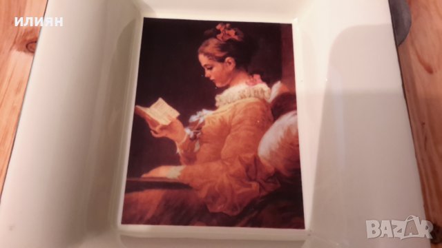 Порцеланов пепелник Добро състояние , снимка 3 - Други стоки за дома - 37026156