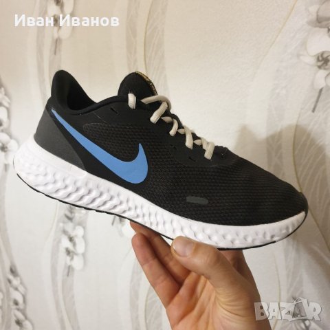  маратонки Nike REVOLUTION 5  номер 41,5-42, снимка 6 - Маратонки - 40257205