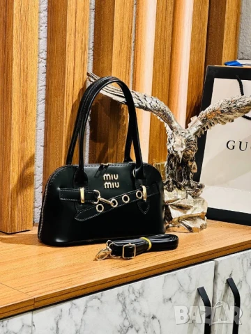 чанти Miu Miu , снимка 3 - Чанти - 50592664