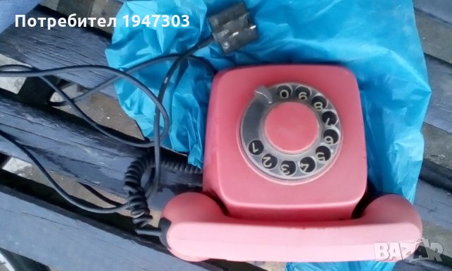 Стар телефон и други, снимка 1 - Антикварни и старинни предмети - 31984859