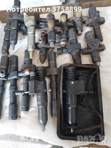 различни гориво нагнетателни помпи  и елементи и распръсквачи  за тях. , снимка 2 - Части - 49744183
