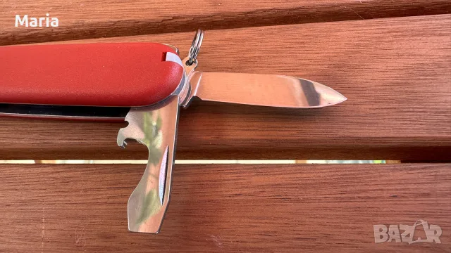 Чисто нов Victorinox Spartan (91 мм) – Класически швейцарски нож, снимка 4 - Ножове - 55979524